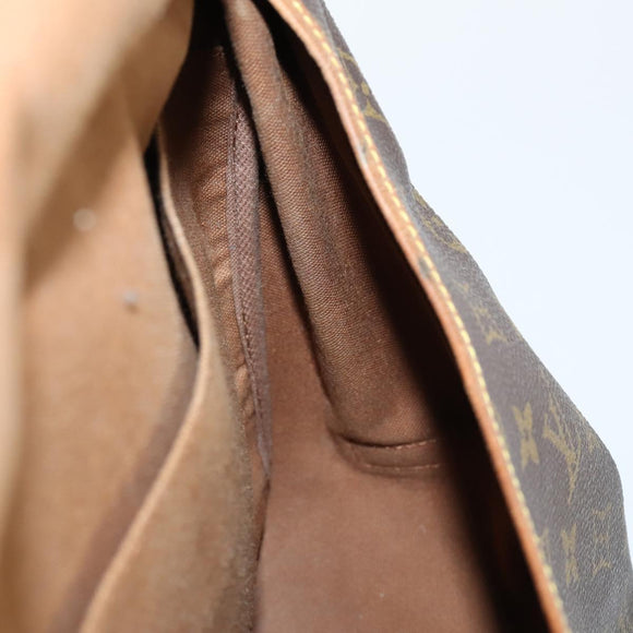 LOUIS VUITTON Monogram Saumur 35 Umhängetasche M42254 LV Auth BA5810