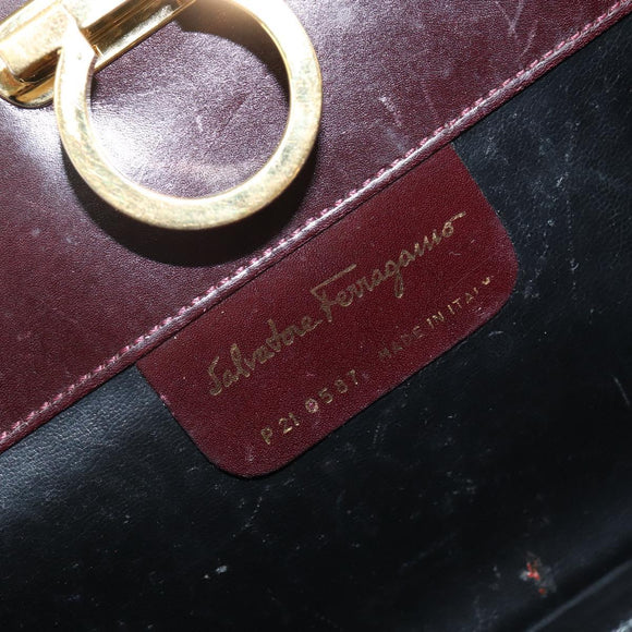 Salvatore Ferragamo Gancini Chain Shoulder Bag Leather Bordeaux Gold Auth BA5939