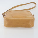 LOUIS VUITTON Epi Danube Shoulder Bag Beige M11910 LV Auth BA6003-9