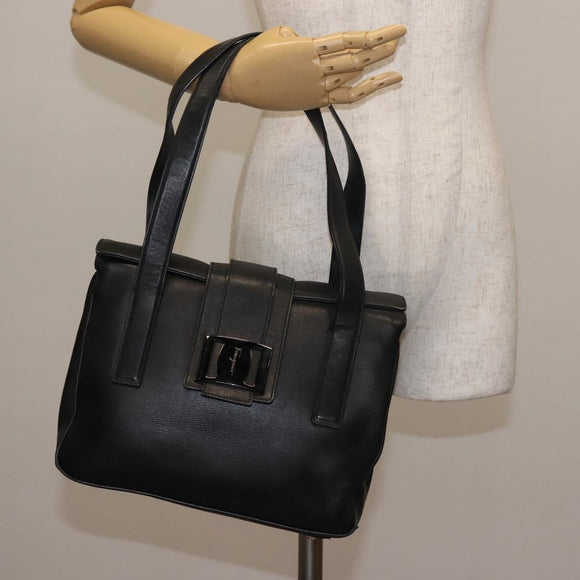 Salvatore Ferragamo Vala Shoulder Bag Leather Black Silver Auth BA6023