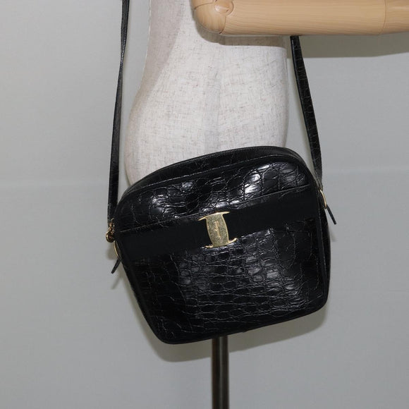 Salvatore Ferragamo Vala Shoulder Bag Leather Embossed Black Gold Auth BA6288