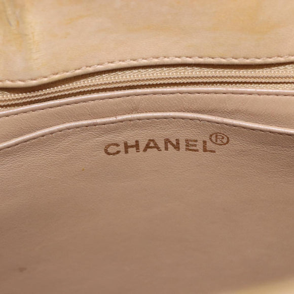 CHANEL Matelasse Shoulder Bag Lamb Skin Beige CC Auth BA6358