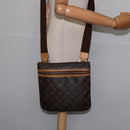 LOUIS VUITTON Monogram Pochette Bosphore Shoulder Bag M40044 LV Auth BA6635-22