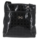 Salvatore Ferragamo Gancini Shoulder Bag Enamel Black Auth BA6810-2