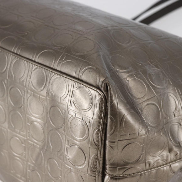 Salvatore Ferragamo Gancini Tote Bag Enamel Gold Auth BA6811