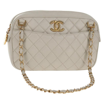 CHANEL Matelasse Chain Shoulder Bag Leather White CC Auth BA6864A