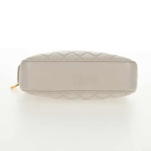 CHANEL Matelasse Chain Shoulder Bag Leather White CC Auth BA6864A