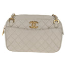 CHANEL Matelasse Chain Shoulder Bag Leather White CC Auth BA6864A-2
