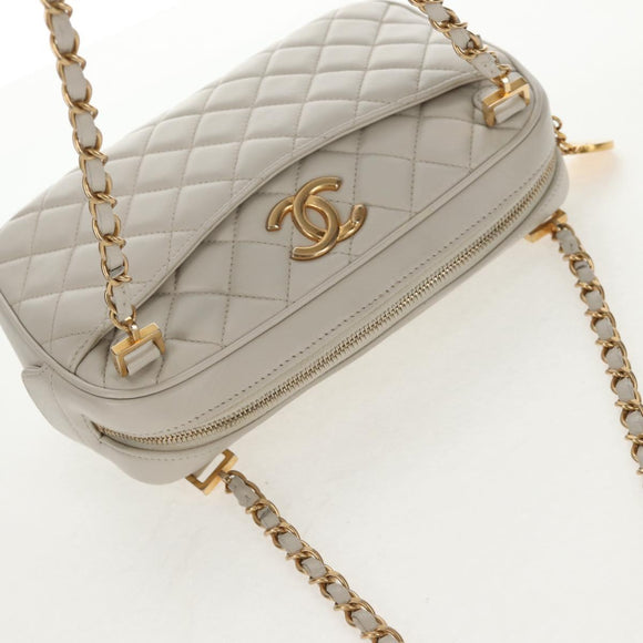 CHANEL Matelasse Chain Shoulder Bag Leather White CC Auth BA6864A