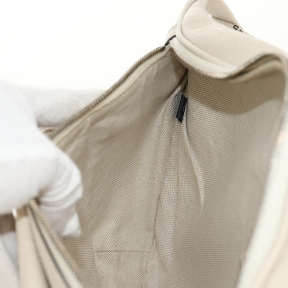 GUCCI GG Emboss Body Bag White Silver 645093 Auth BA7268M