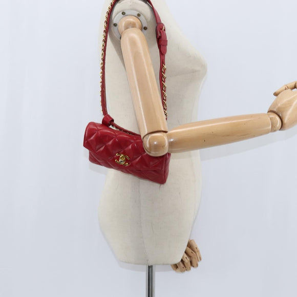 CHANEL Matelasse Waist Bag Lamb Skin Red Gold CC Auth BA7291