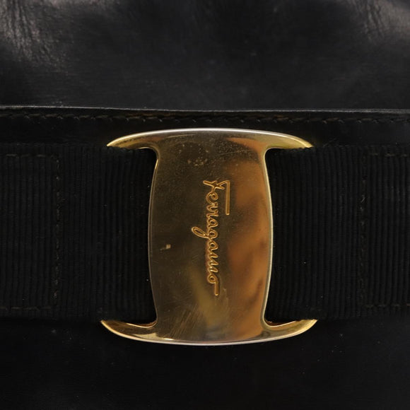 Salvatore Ferragamo Vala Shoulder Bag Leather Black Gold Auth BA7320