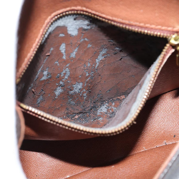 LOUIS VUITTON Monogram Saint Cloud MM Shoulder Bag M51243 LV Auth BA7389