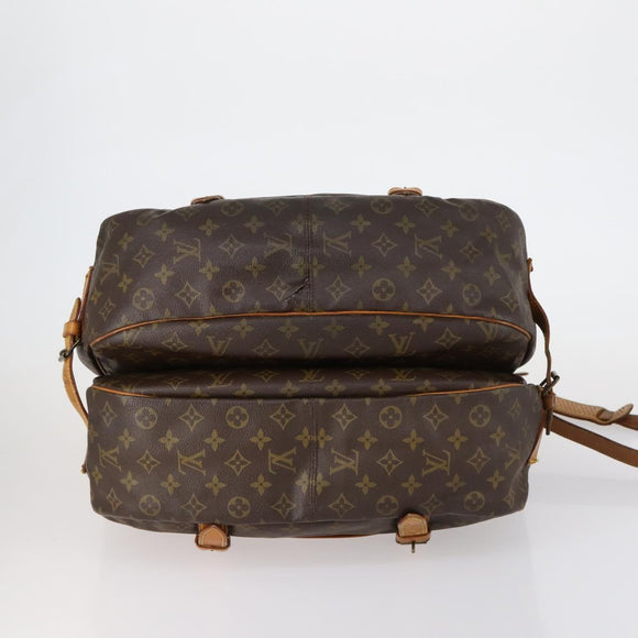 LOUIS VUITTON Monogram Saumur 43 Shoulder Bag M42252 LV Auth BA7621