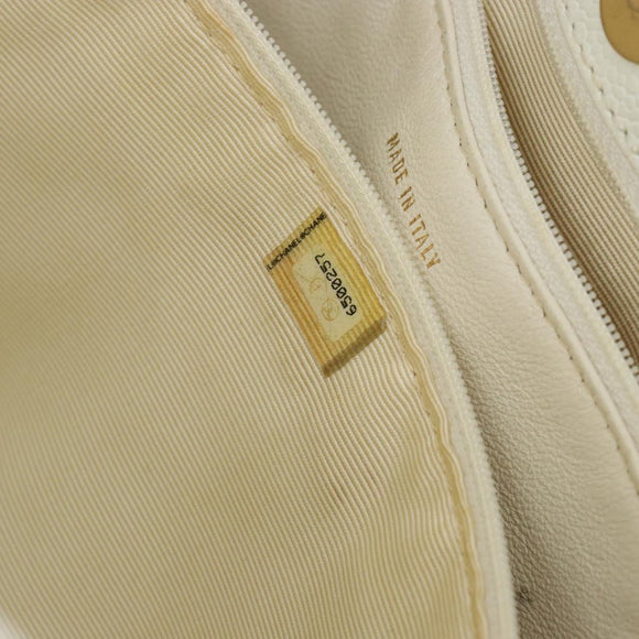 CHANEL Tote Bag Caviar Skin White Gold CC Auth BA7751