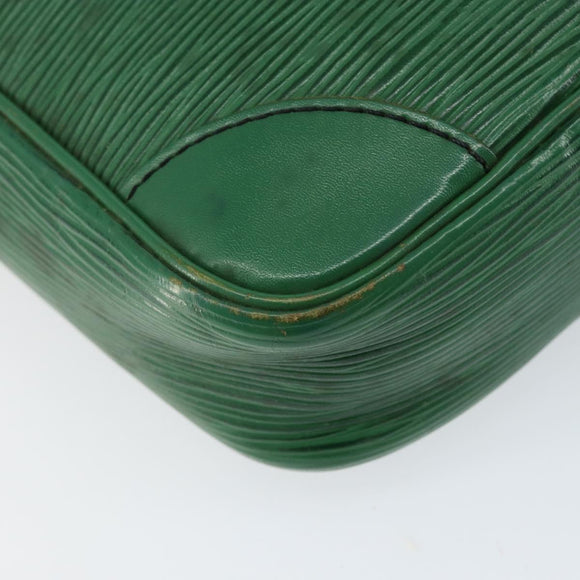 LOUIS VUITTON Epi Danube Shoulder Bag Green M45634 LV Auth BA7919