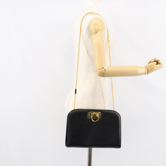 Salvatore Ferragamo Gancini Chain Shoulder Bag Leather Black Gold Auth BA7978