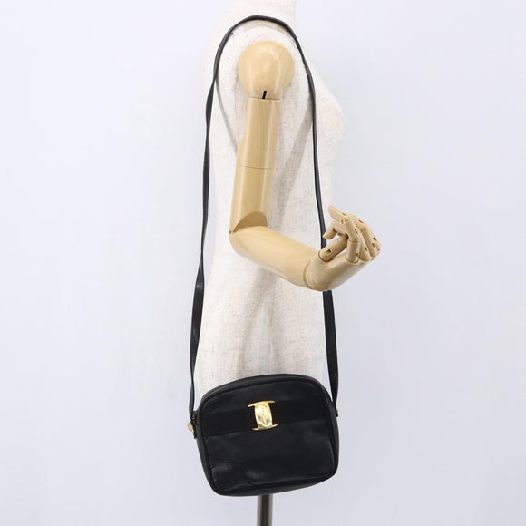 Salvatore Ferragamo Vala Shoulder Bag Leather Black Gold Auth BA7980