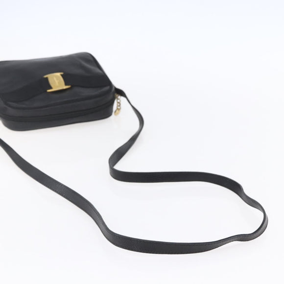 Salvatore Ferragamo Vala Shoulder Bag Leather Black Gold Auth BA7980