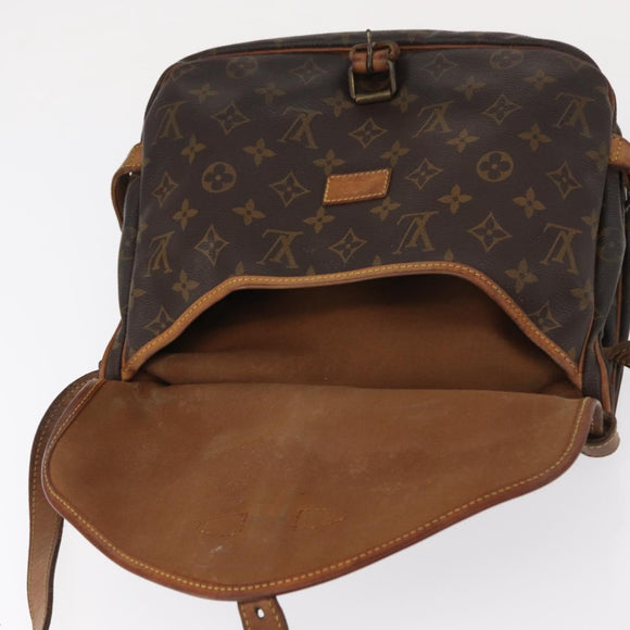LOUIS VUITTON Monogram Saumur 30 Shoulder Bag M42256 LV Auth BA8124