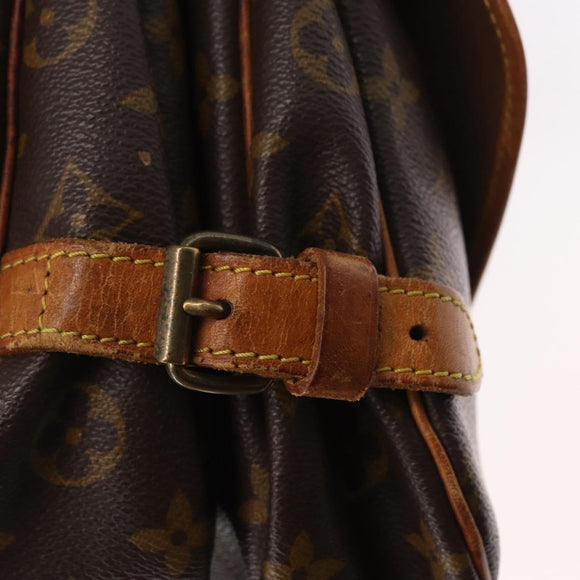 LOUIS VUITTON Monogram Saumur 30 Shoulder Bag M42256 LV Auth BA8125