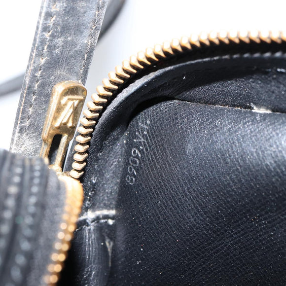 LOUIS VUITTON Epi Jeune Fille MM Shoulder Bag Black M52152 LV Auth BA8159