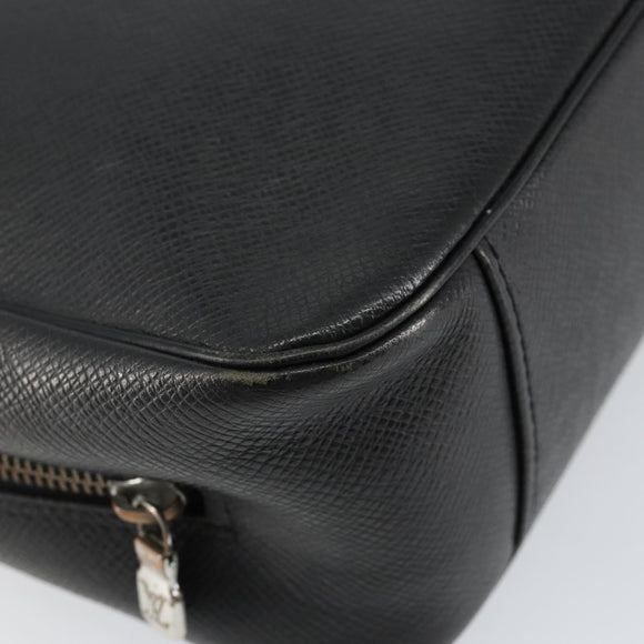 LOUIS VUITTON Taiga Trousse Toilette GM Clutch Bag Ardoise M30212 LV Auth BA8169