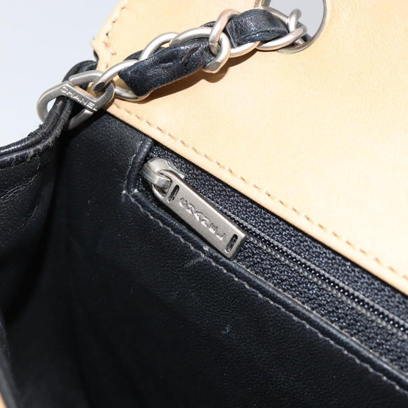 CHANEL Matelasse Chain Shoulder Bag Lamb Skin Beige Black CC Auth BA8256
