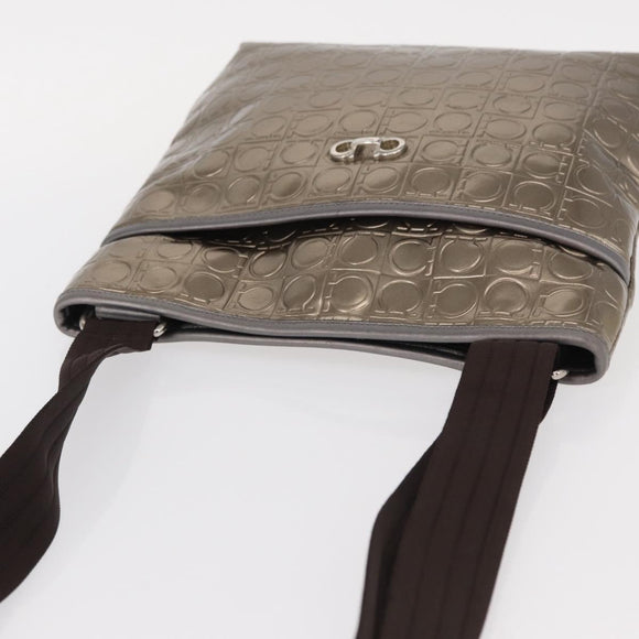 Salvatore Ferragamo Gancini Shoulder Bag Enamel Gold Auth BA8494