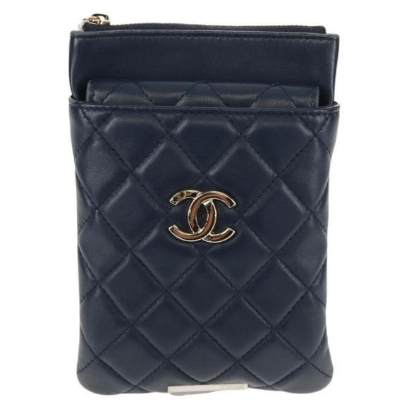 CHANEL Matelasse Chain Phone Case Bag Lamb Skin Navy Gold CC Auth BA8715SAV