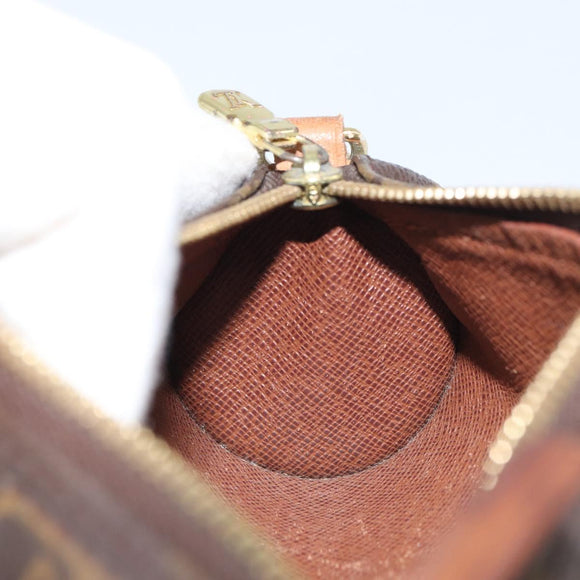 LOUIS VUITTON Monogram Papillon Täschchen LV Auth BA8808