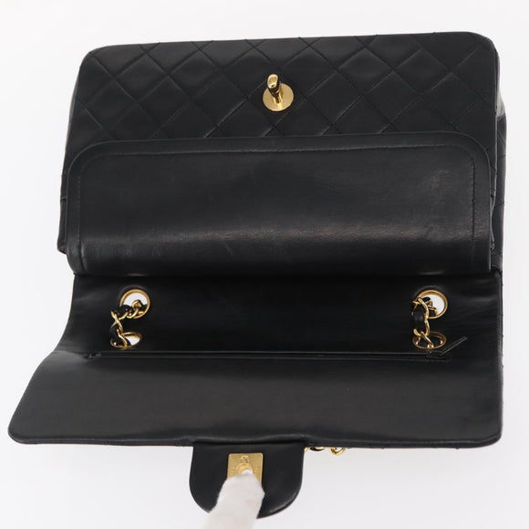 CHANEL Matelasse 25 Double Flap Chain Bag Lamb Skin Black Gold CC Auth BA9001SAM