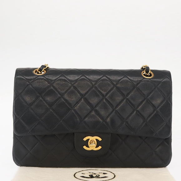 CHANEL Matelasse 25 Double Flap Chain Bag Lamb Skin Black Gold CC Auth BA9002SAV
