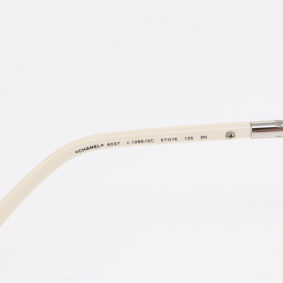 CHANEL Sunglasses plastic White CC Auth BA9081