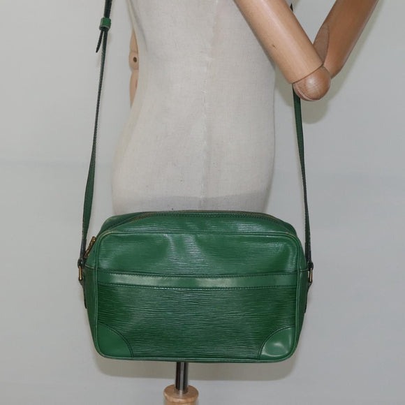 LOUIS VUITTON Epi Trocadero 27 Shoulder Bag Green M52314 LV Auth BA921