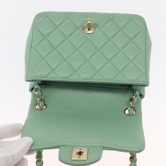 CHANEL Chain Mini Matelasse 16 Bag Lamb Skin LIme Green Gold CC Auth BA9219SAV