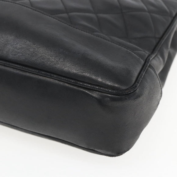 CHANEL Matelasse Chain Shoulder Bag Leather Black Gold CC Auth BA9278