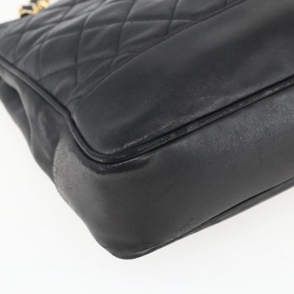 CHANEL Matelasse Chain Shoulder Bag Leather Black Gold CC Auth BA9278