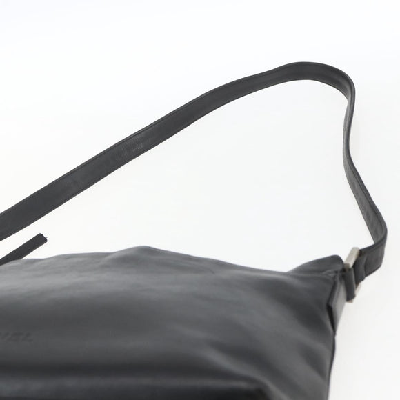 CHANEL Shoulder Bag Leather Black Silver CC Auth BA9339