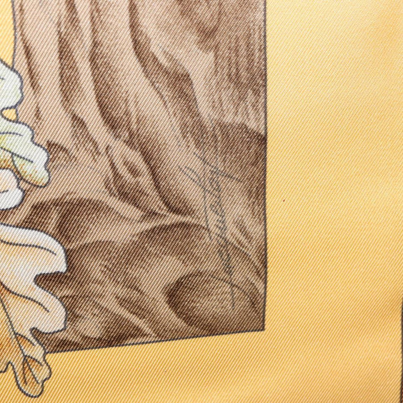 HERMES Carre 90 Scarf ""Casse Noisette"" Silk Beige Auth BA9454