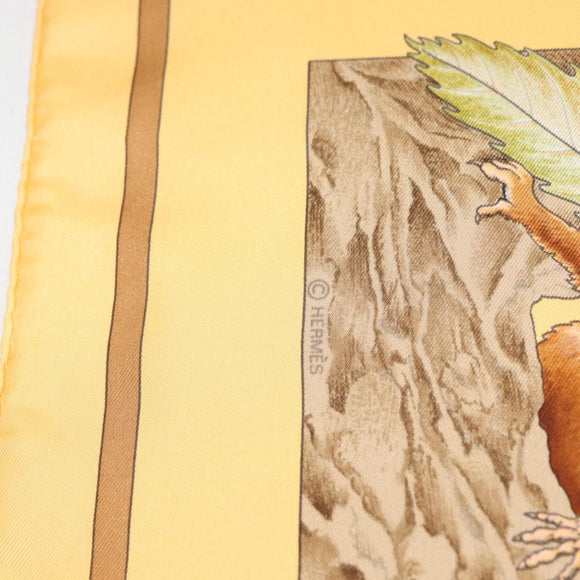 HERMES Carre 90 Scarf ""Casse Noisette"" Silk Beige Auth BA9454