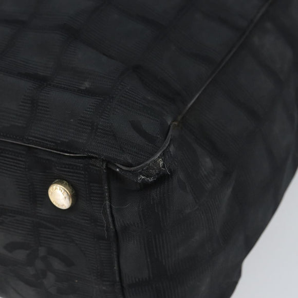 CHANEL New Travel Line Tote Bag Nylon Zwart Goud CC Auth BA9496