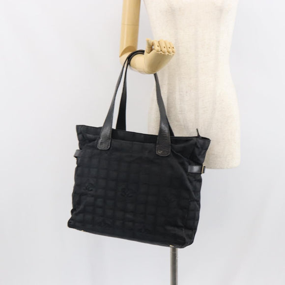 CHANEL New Travel Line Tote Bag Nylon Zwart Goud CC Auth BA9496