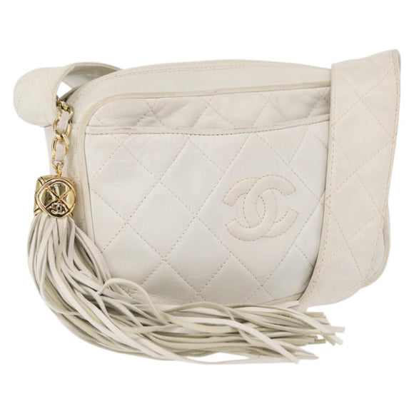 CHANEL Matelasse Shoulder Bag Lamb Skin White Gold CC Auth BA9689