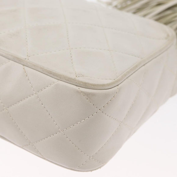 CHANEL Matelasse Shoulder Bag Lamb Skin White Gold CC Auth BA9689