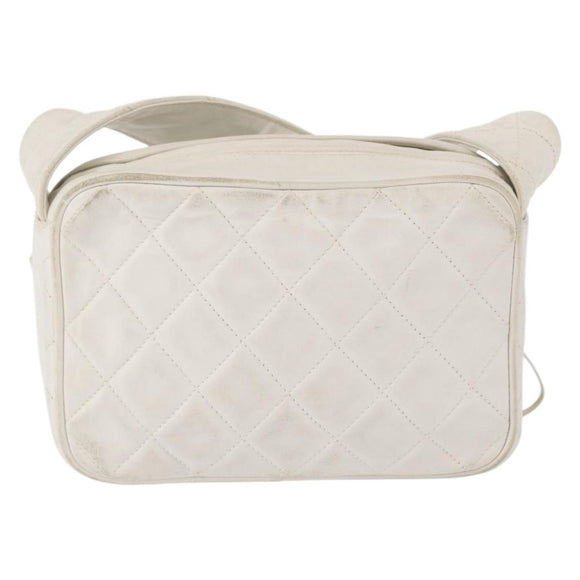CHANEL Matelasse Shoulder Bag Lamb Skin White Gold CC Auth BA9689