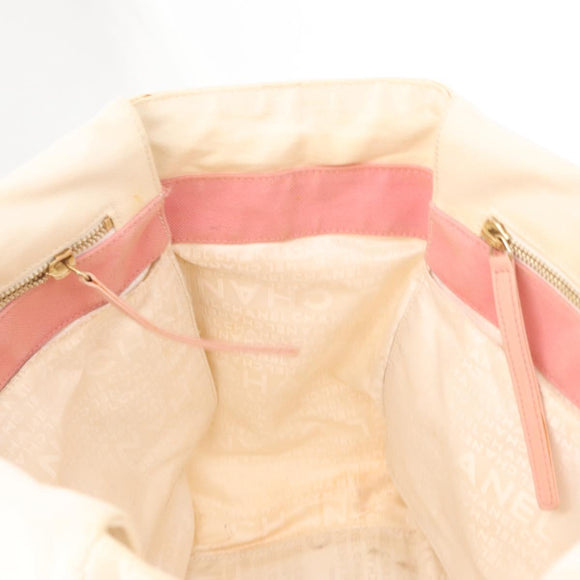 CHANEL Tragetasche Canvas Weiß Gold CC Auth BA9739