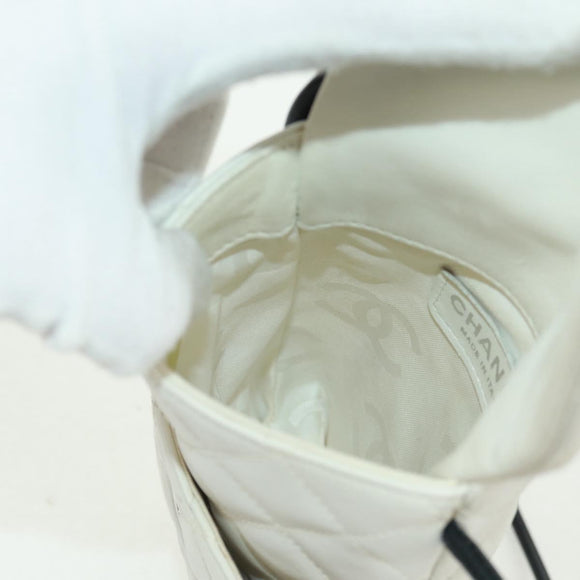 CHANEL Matelasse Cambon Line Shoulder Bag Leather White Black CC Auth BA9742V