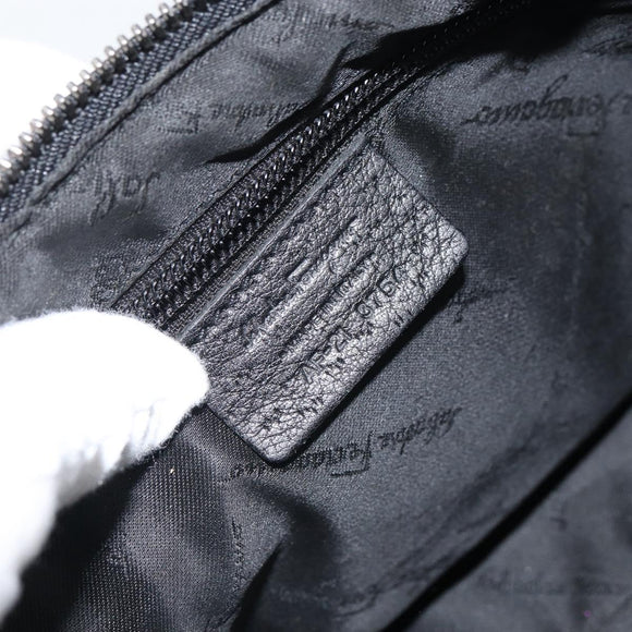 Salvatore Ferragamo Umhängetasche Leder Schwarz Silber Auth BA9797