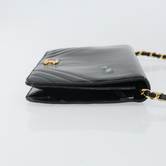 CHANEL Chain Shoulder Bag Patent leather Black Gold CC Auth BA9872